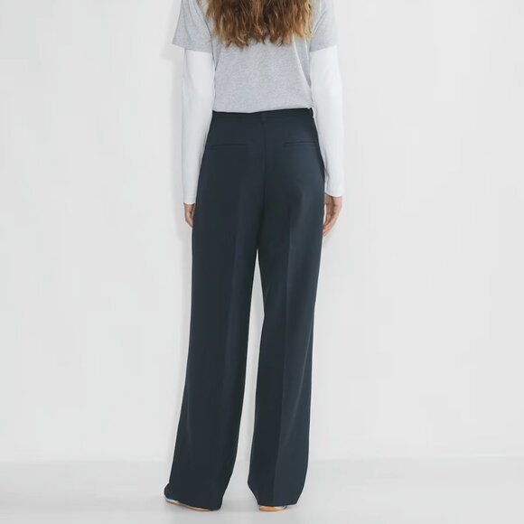 Aritzia The Effortless Pant (Re)ssential, Navy, Sz 10, New Without Tags - Picture 5 of 11